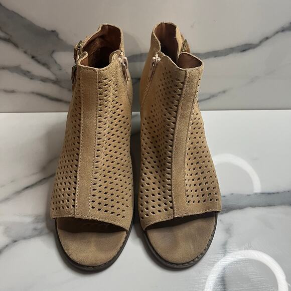 Vionic FLAW Women's Tan Suede Peep Toe Comfort Chunky Heel Chryssa Boots Sz 7.5 - Picture 2 of 9